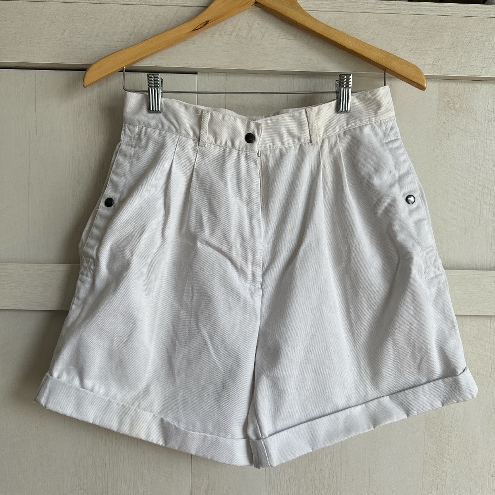 Short Circut White Vintage Shorts